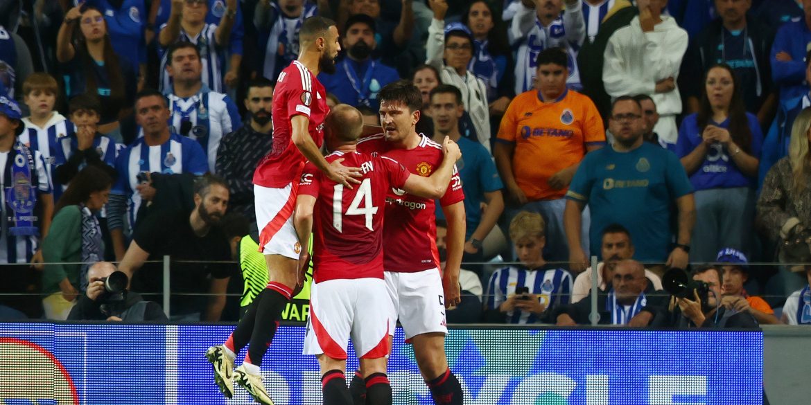 Harry Maguire waiting on Ten Hag sack decision before entering Man Utd contract talks