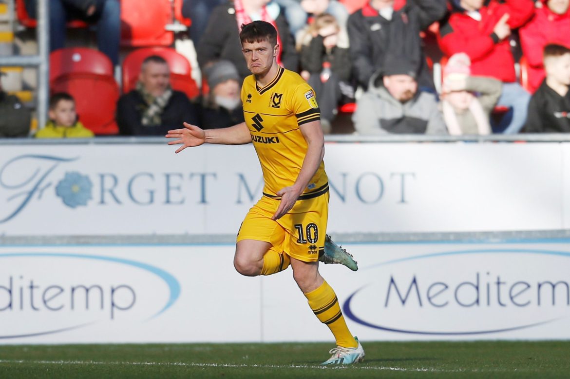 West Brom eye Ligue 2 striker Rhys Healey